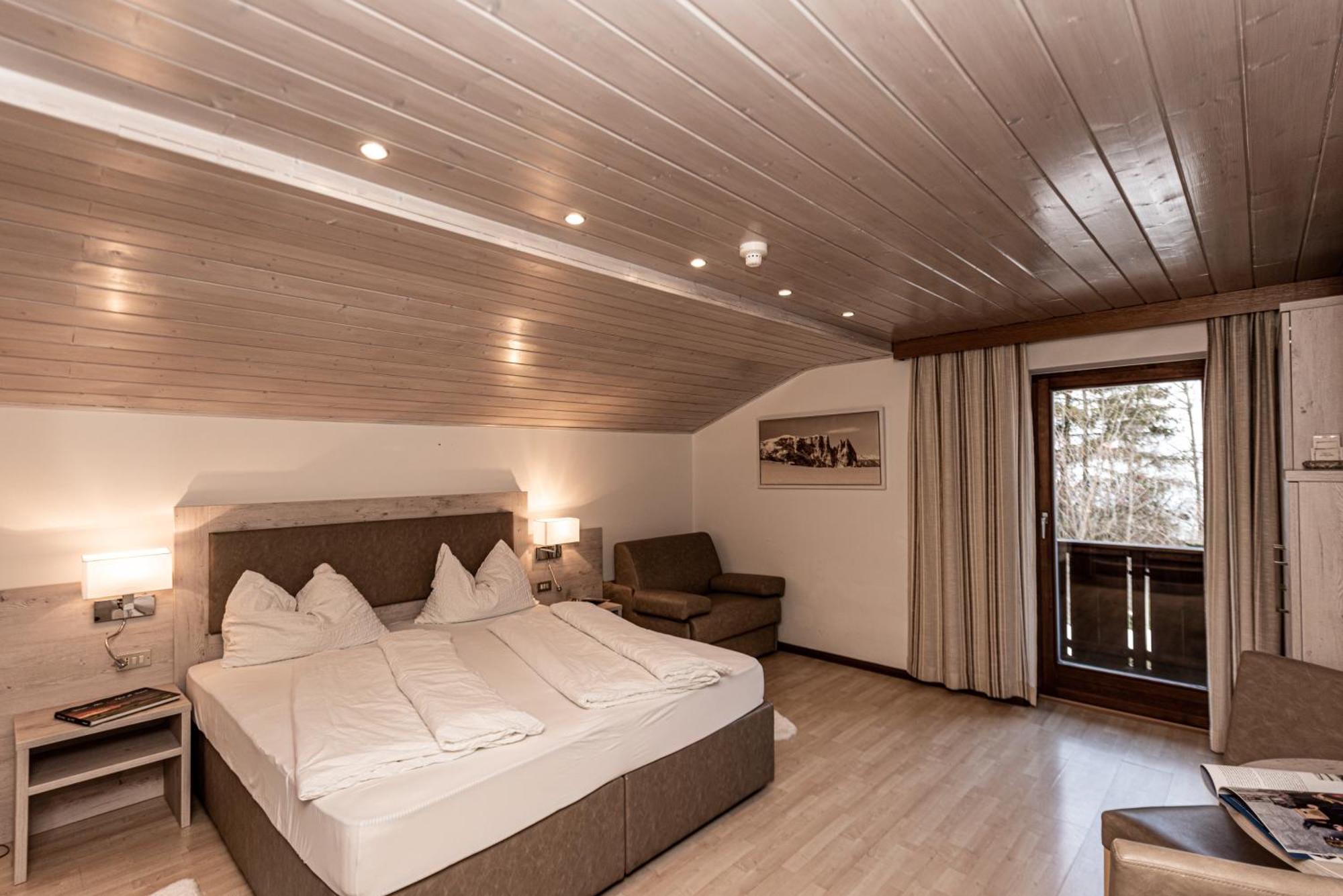 Hotel Profanter Siusi Ngoại thất bức ảnh